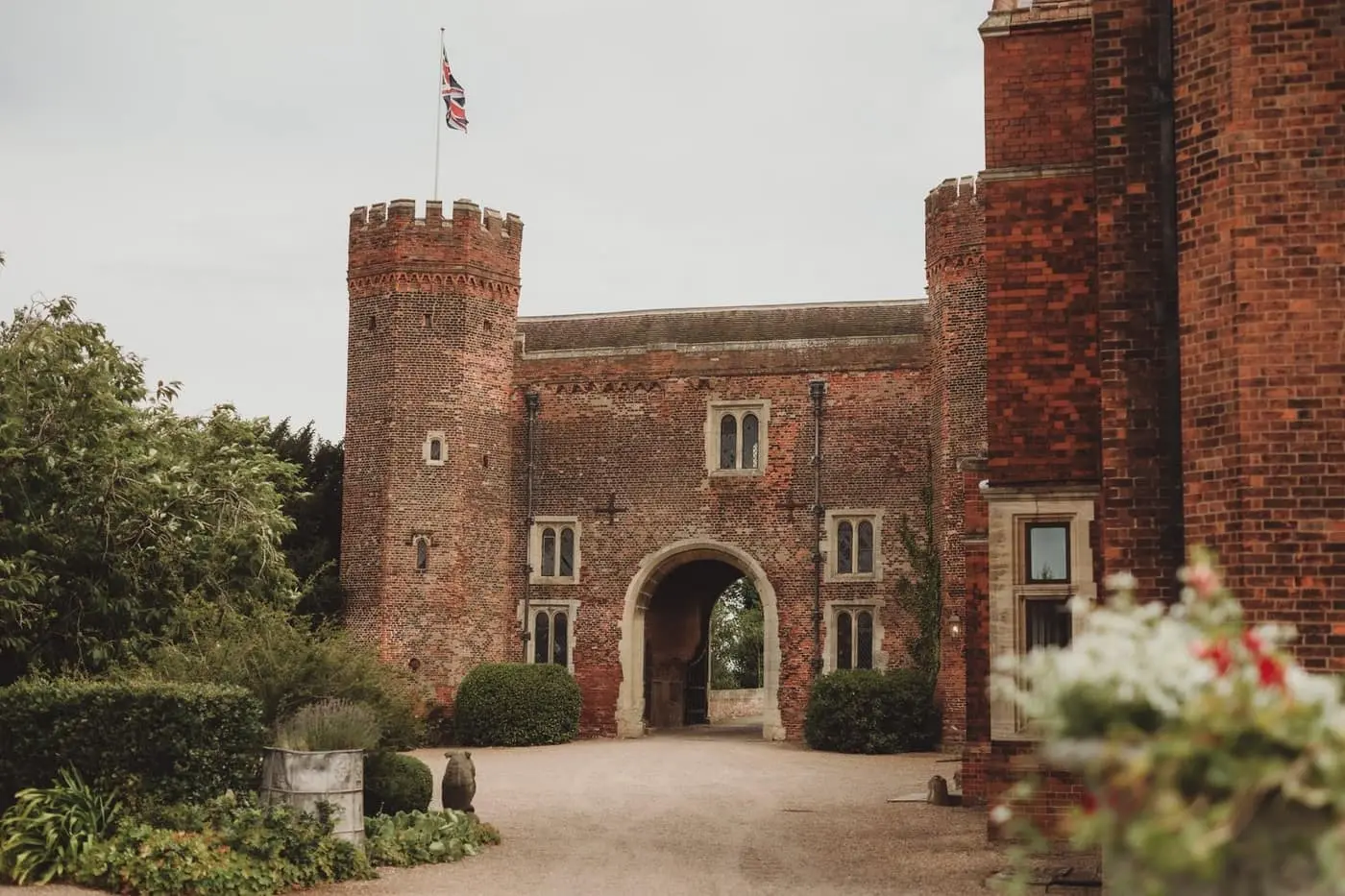 Hodsock Priory wedding photography — photo 1 of 22
