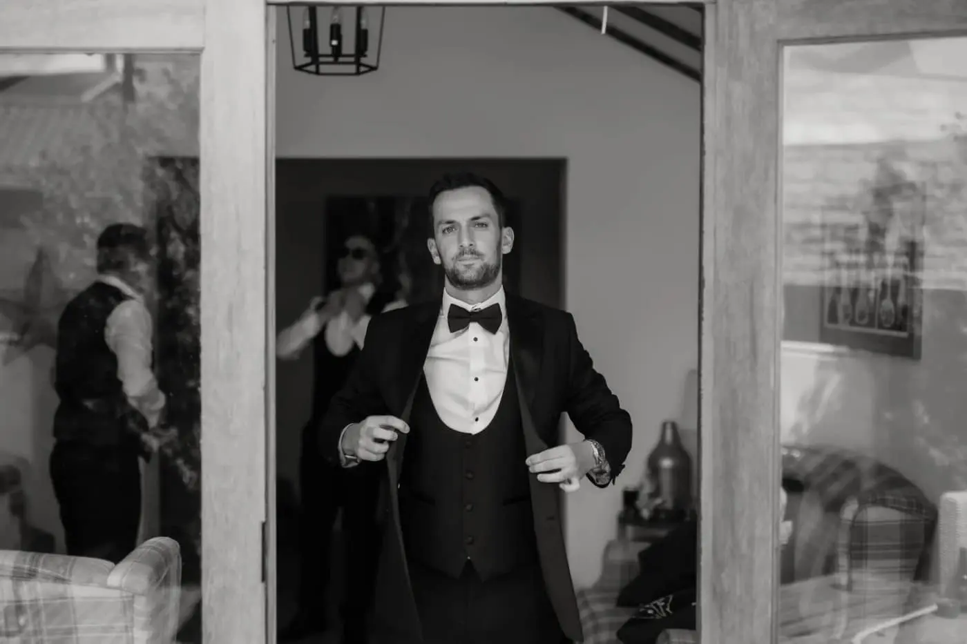 Unique Occasions at Loversall wedding photography — photo 4 of 12